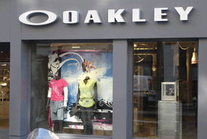 Oakley O Store
